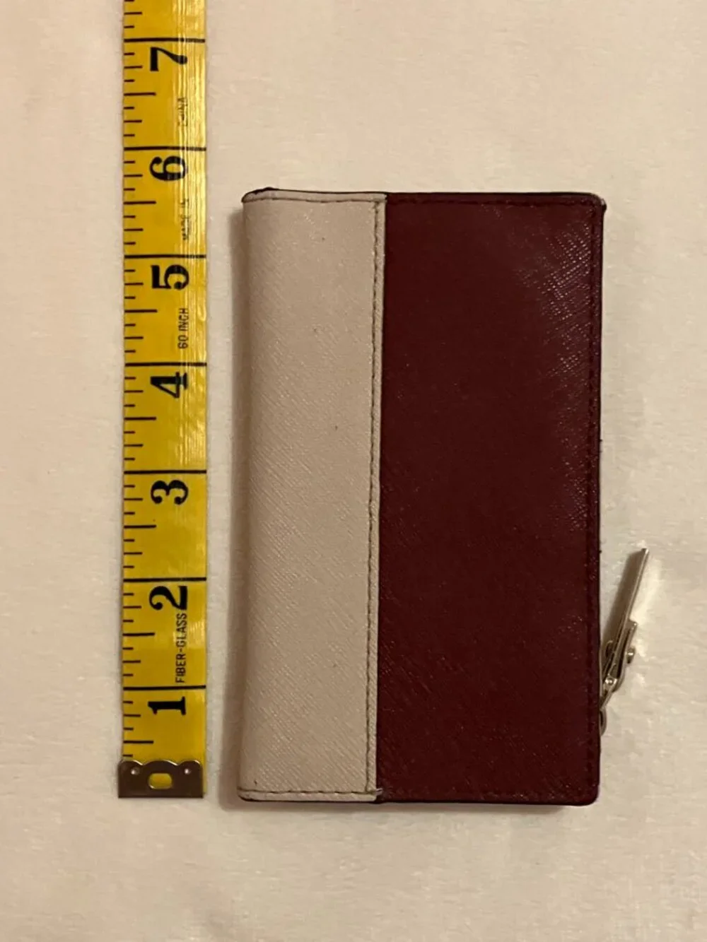 BEAUTIFUL!! ⁠Kate Spade New York Cameron Street Mikey Small Wallet